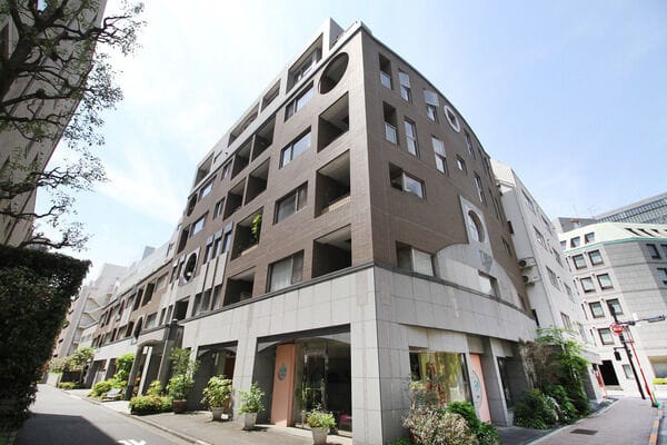 パレスサイド三番町 外観（2025年撮影）