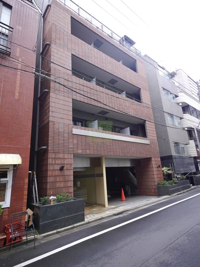 ヌフエタージュ