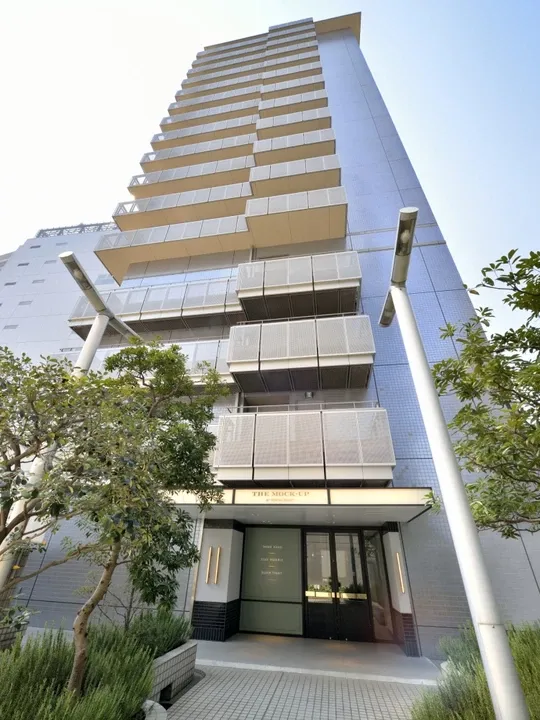 麹町クリスタルシティ西館 外観(2025年撮影) 麹町クリスタルシティ西館 外観(2025年撮影)