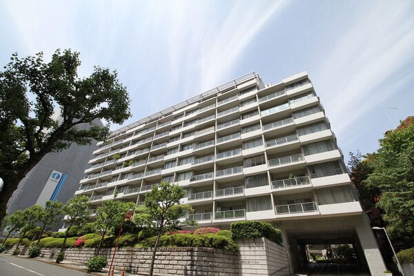 麹町三番町マンション 外観(2025年撮影) 麹町三番町マンション 外観(2025年撮影)