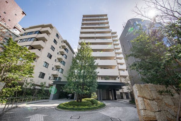 ザ・パークハウス五番町 外観（2025年撮影）