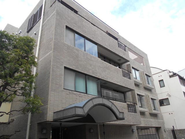 エクサス六番町 外観(2025年撮影) エクサス六番町 外観(2025年撮影)