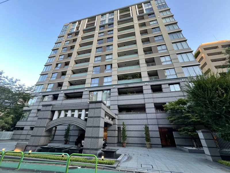 三番町パークテラス桜苑 外観（2025年撮影）