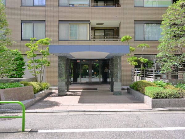 グランフォルム六番町