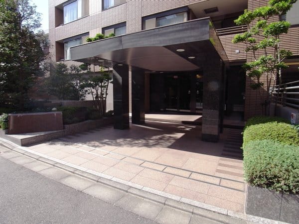 グランフォルム六番町