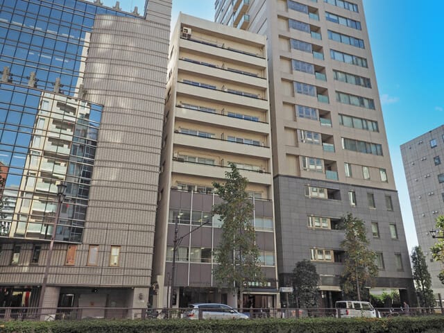 麹町ロイヤルマンション 外観(2025年撮影) 麹町ロイヤルマンション 外観(2025年撮影)