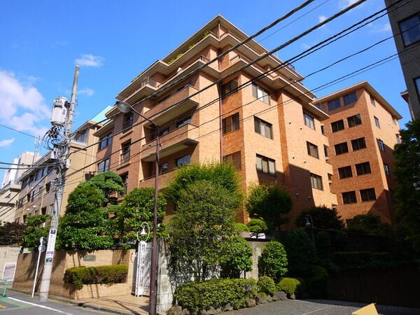 一番町ハウス 外観(2025年撮影) 一番町ハウス 外観(2025年撮影)