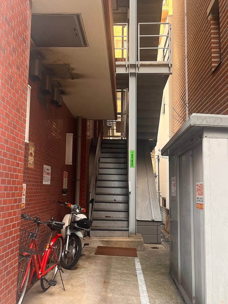 ビラ・アペックス市ヶ谷 外観・建物写真 4枚目 ビラ・アペックス市ヶ谷 外観・建物写真 4枚目