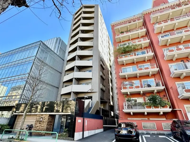 CONOE三番町 外観（2025年撮影）