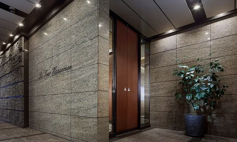 ラ・トゥール半蔵門 外観・建物写真 4枚目 ラ・トゥール半蔵門 外観・建物写真 4枚目