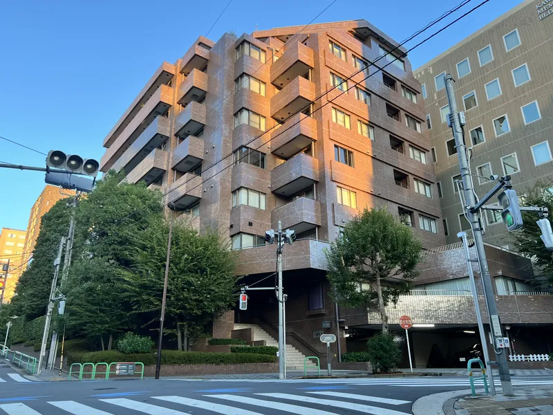 一番町18パークマンション 外観（2025年撮影）