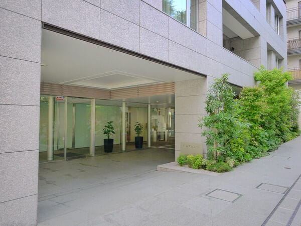 パレスビュー四番町