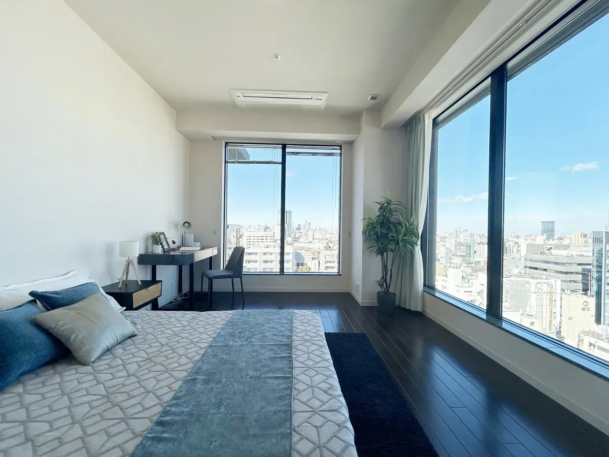 ブランズ六番町