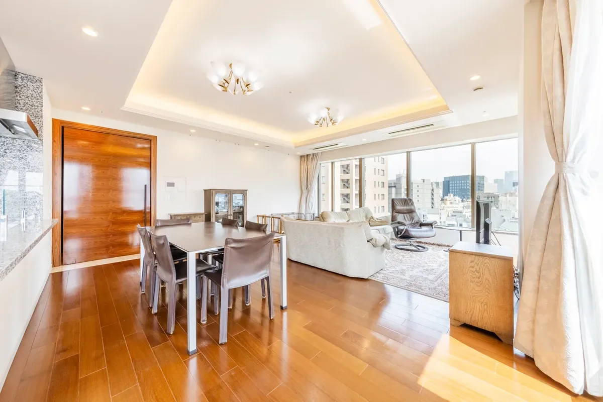 ブランズザハウス一番町