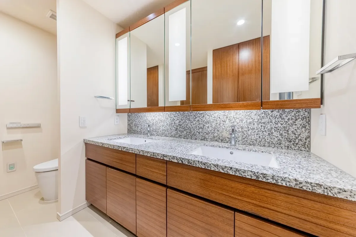 ブランズザハウス一番町