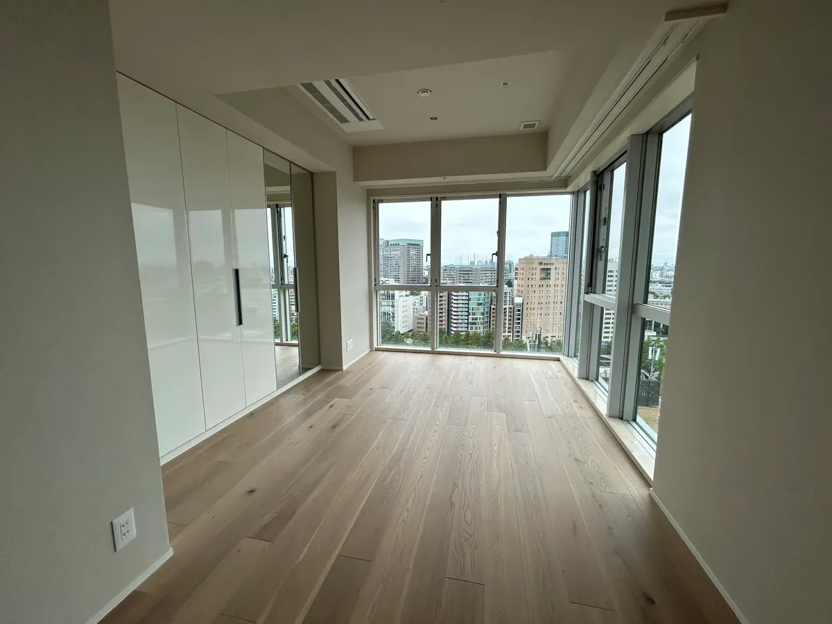 プレミスト六番町