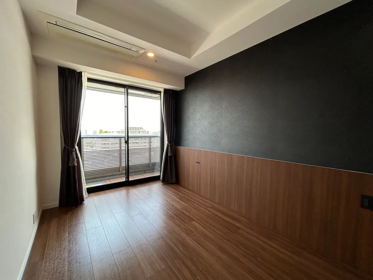 ブランズ六番町