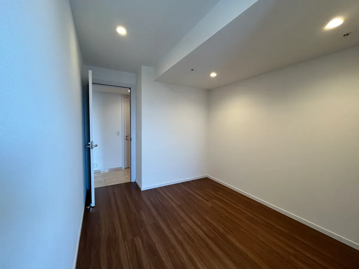 ブランズ六番町