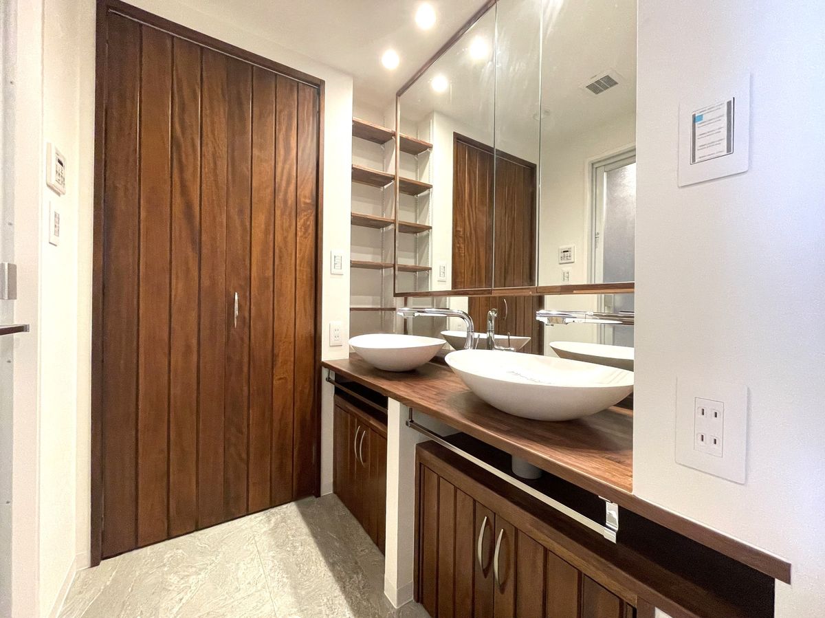 ローレルコート三番町