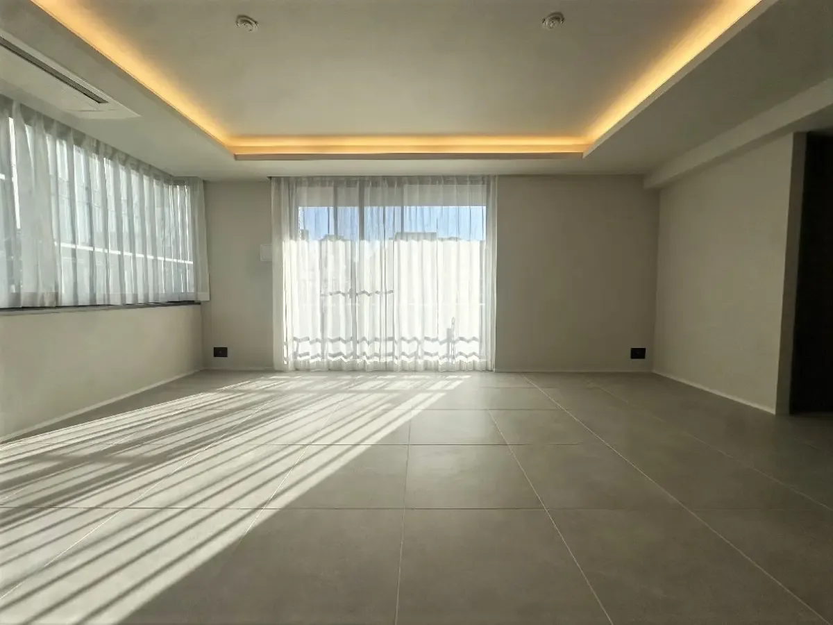 グランフォルム六番町